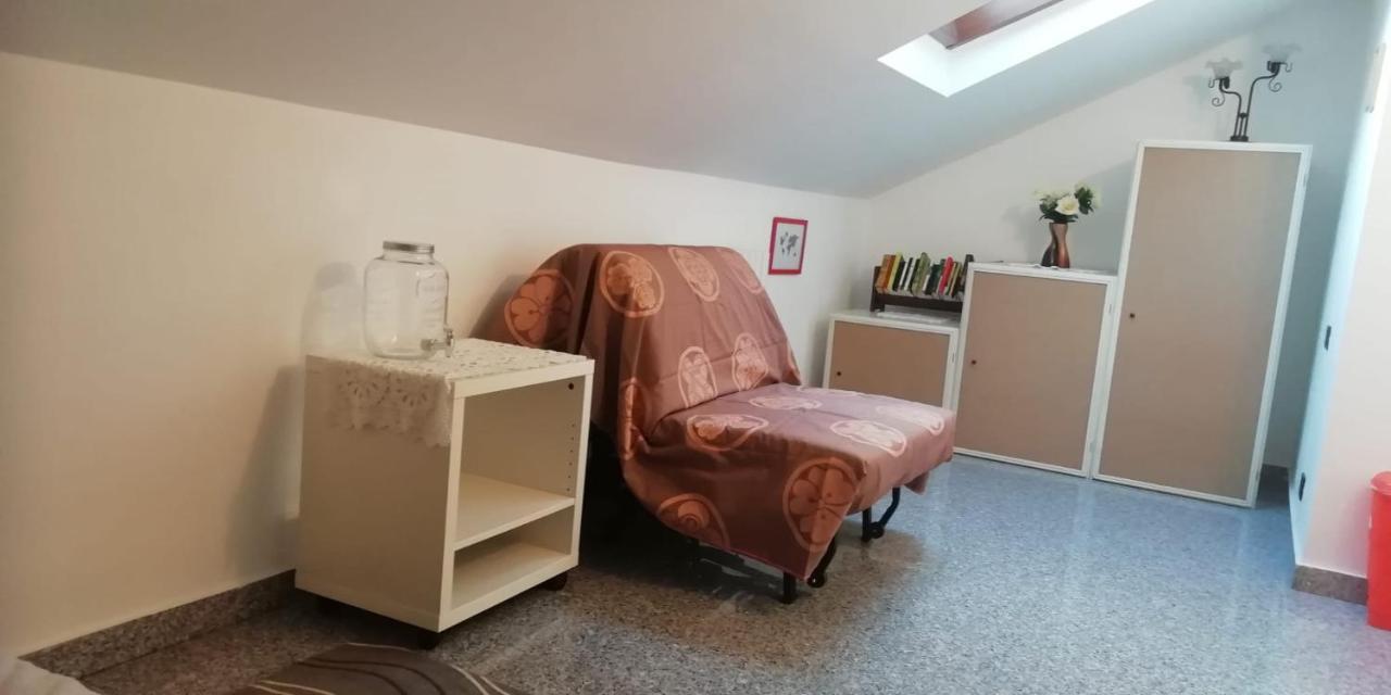 La Tua Mansarda A Bergamo Villa Eksteriør bilde